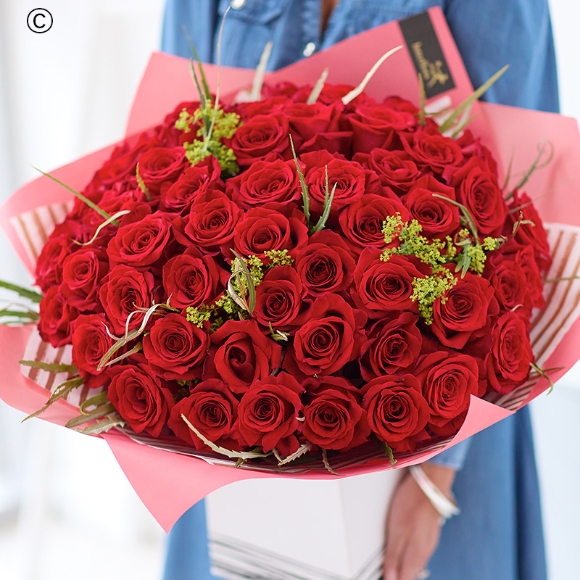 50 Red Rose Handtied